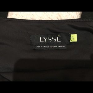 Lysse black skirted leggings size small